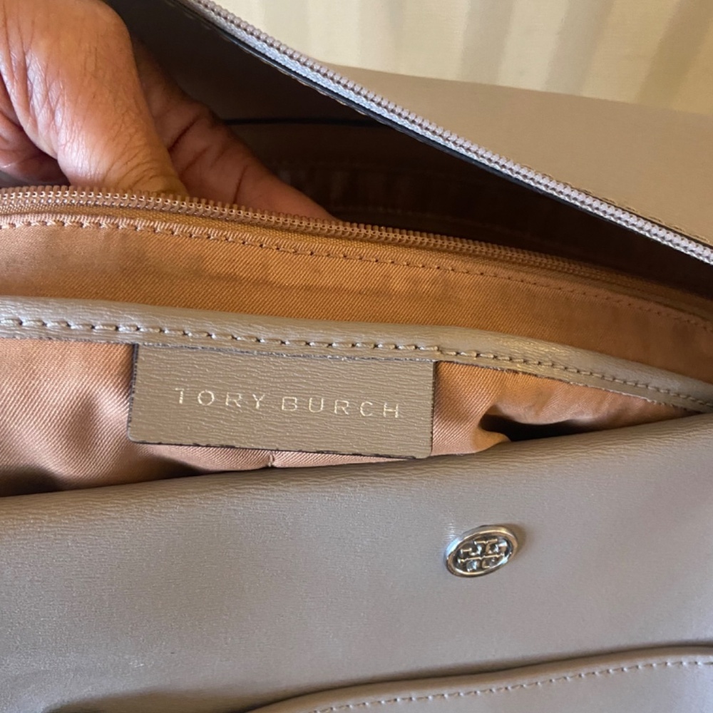 Tory Burch Tote Handbag - Picture 5 of 6